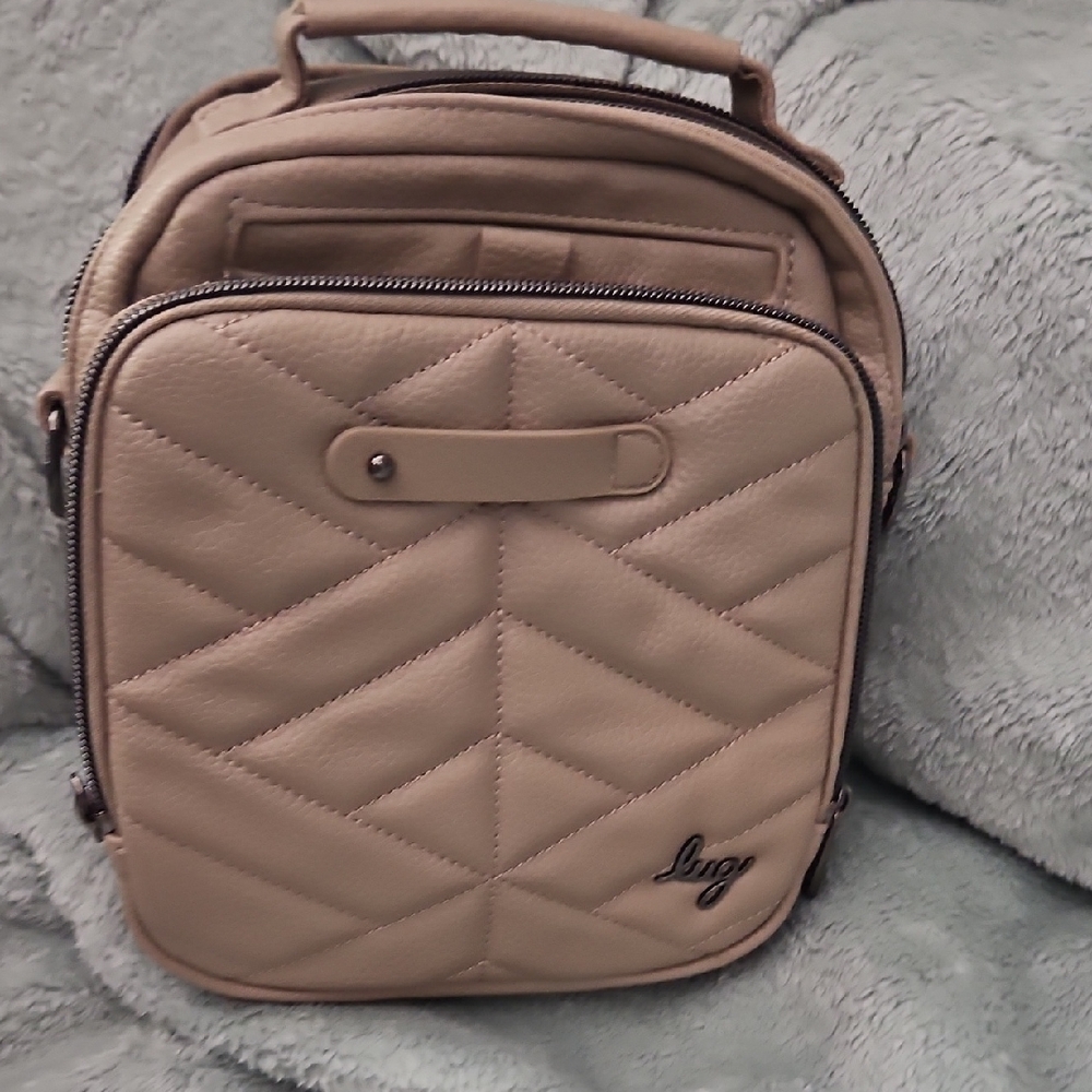 REPOSH Lug Matte Luxe Beige Skeeter Crossbody